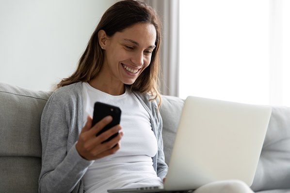 Customer using online pharmacy