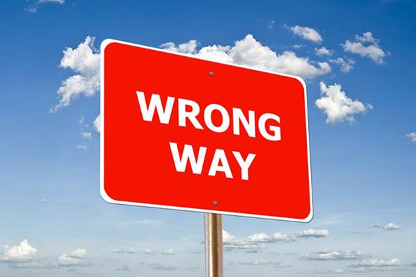 Wrong way sign